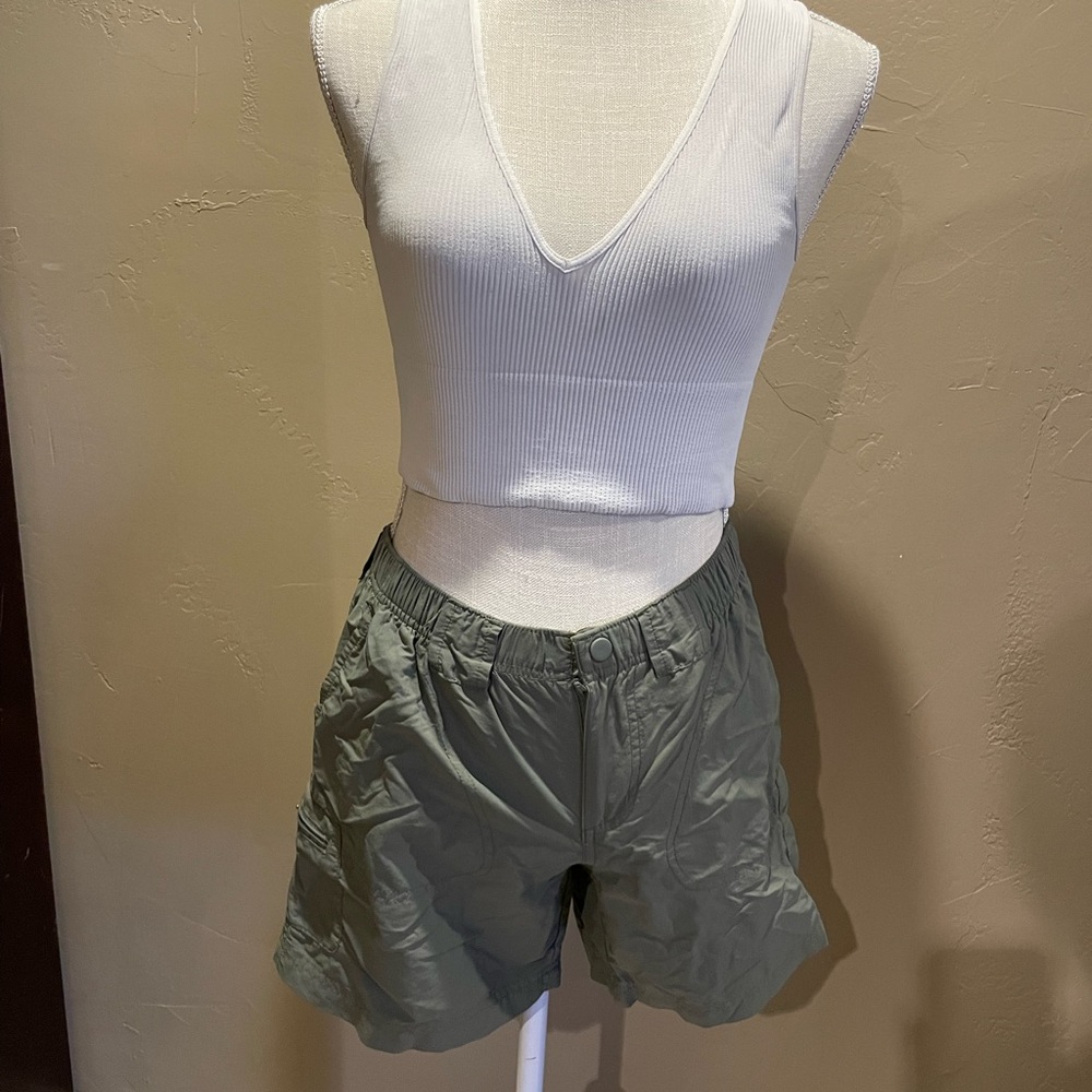 Columbia Sporty Shorts